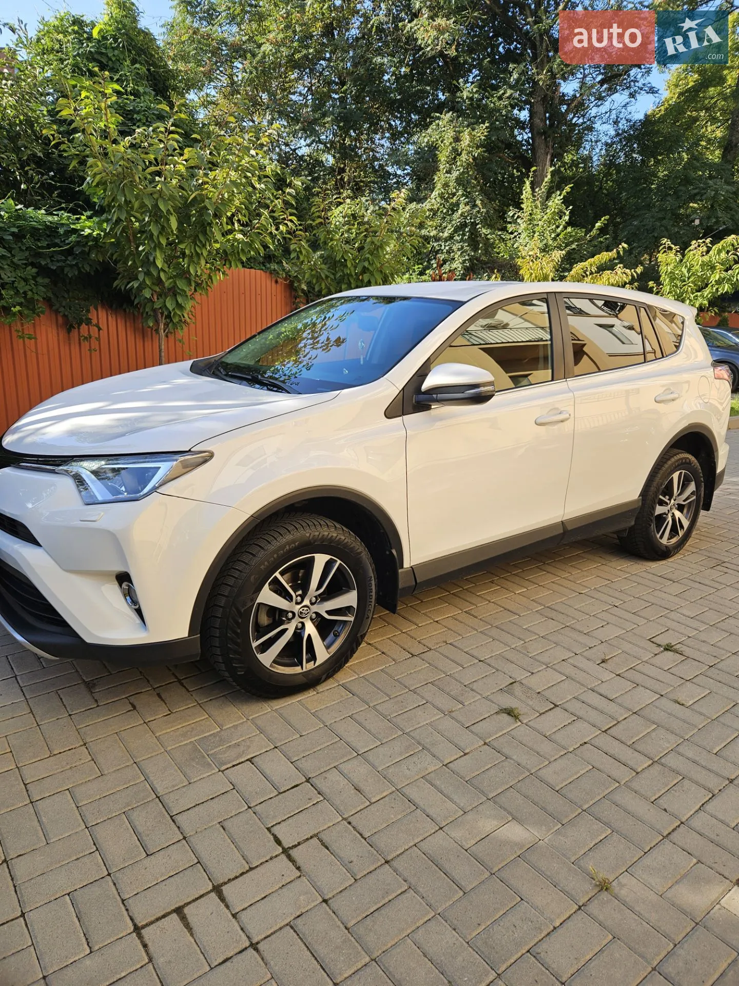 2016 Toyota RAV 4 - мініатюра 8