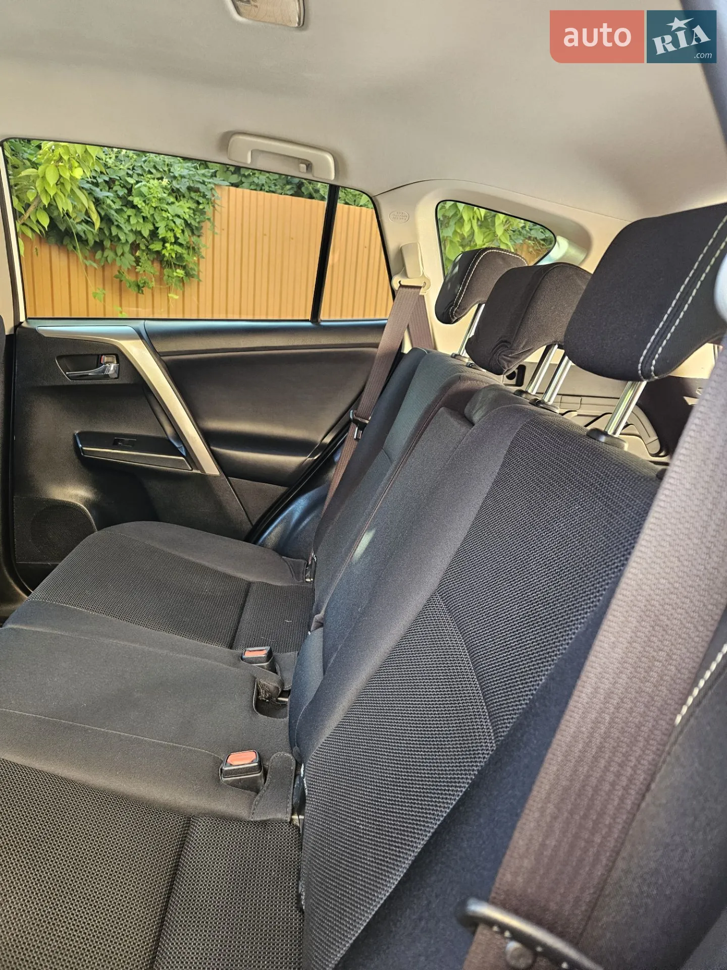 2016 Toyota RAV 4 - мініатюра 12