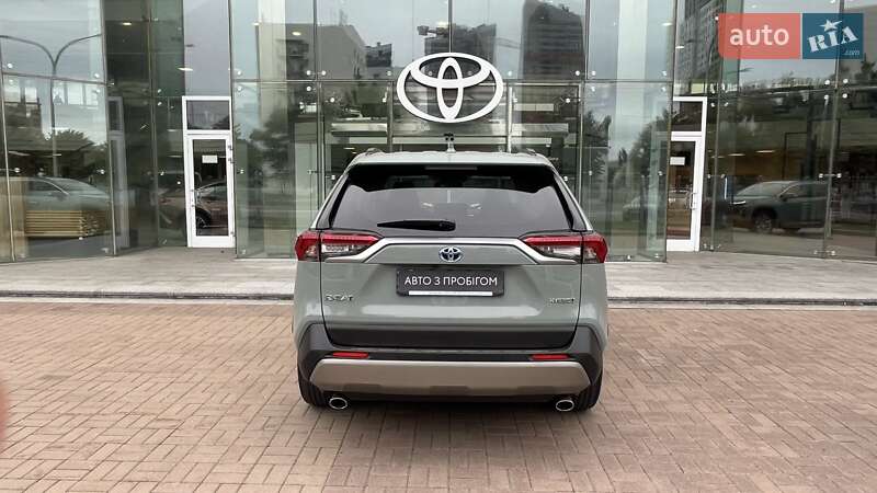 Позашляховик / Кросовер Toyota RAV4 2023 в Києві