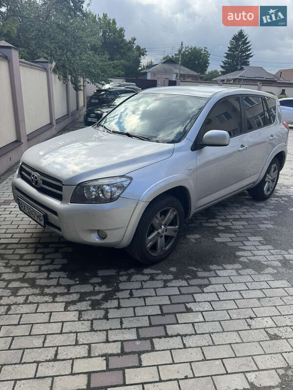 Toyota RAV4 2006