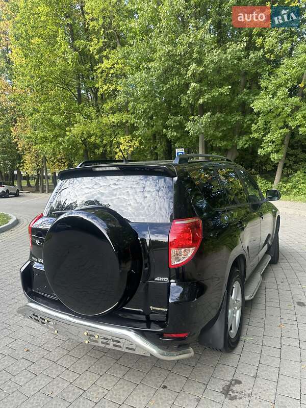 Внедорожник / Кроссовер Toyota RAV4 2008 в Львове