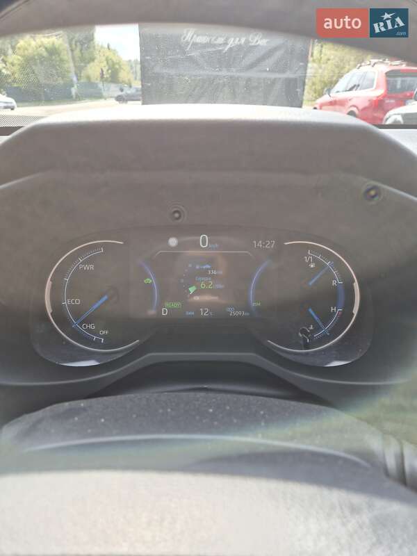 Внедорожник / Кроссовер Toyota RAV4 2021 в Киеве