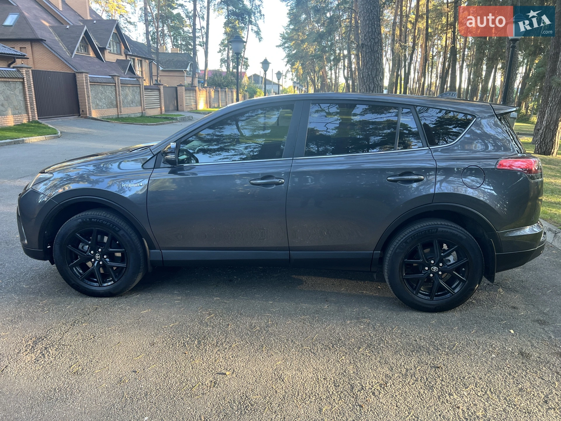 2018 Toyota RAV 4 - мініатюра 5