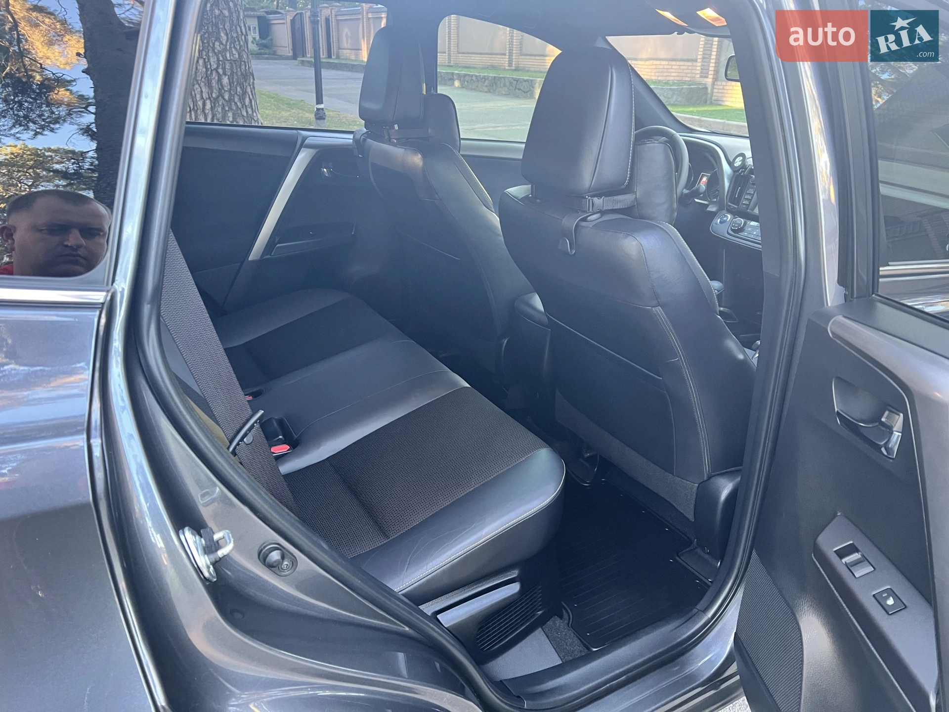 2018 Toyota RAV 4 - мініатюра 15