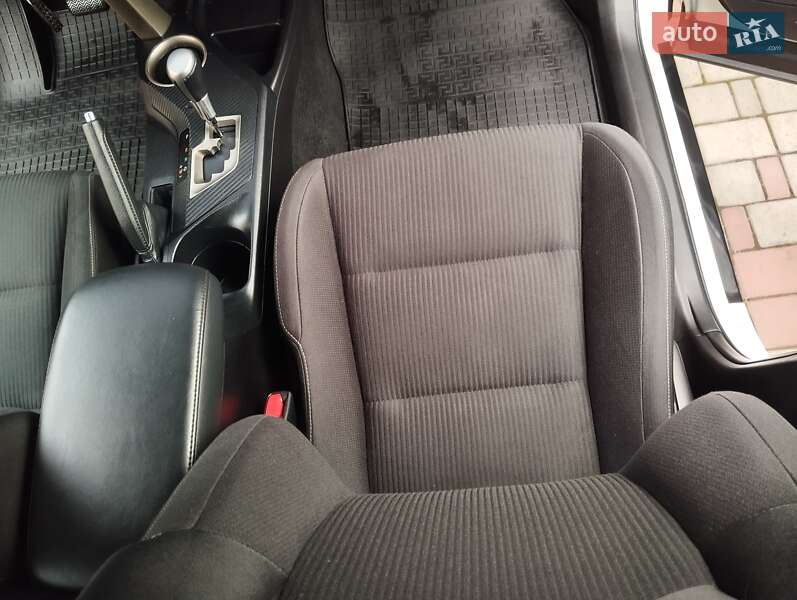 Позашляховик / Кросовер Toyota RAV4 2013 в Одесі