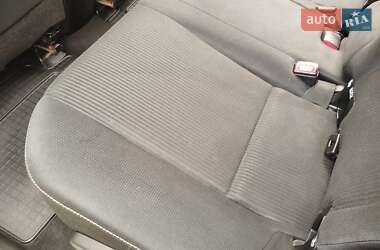 Внедорожник / Кроссовер Toyota RAV4 2013 в 
