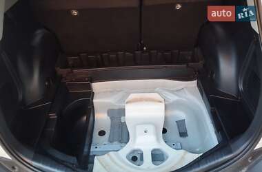 Внедорожник / Кроссовер Toyota RAV4 2013 в 