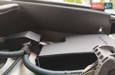 Внедорожник / Кроссовер Toyota RAV4 2013 в 