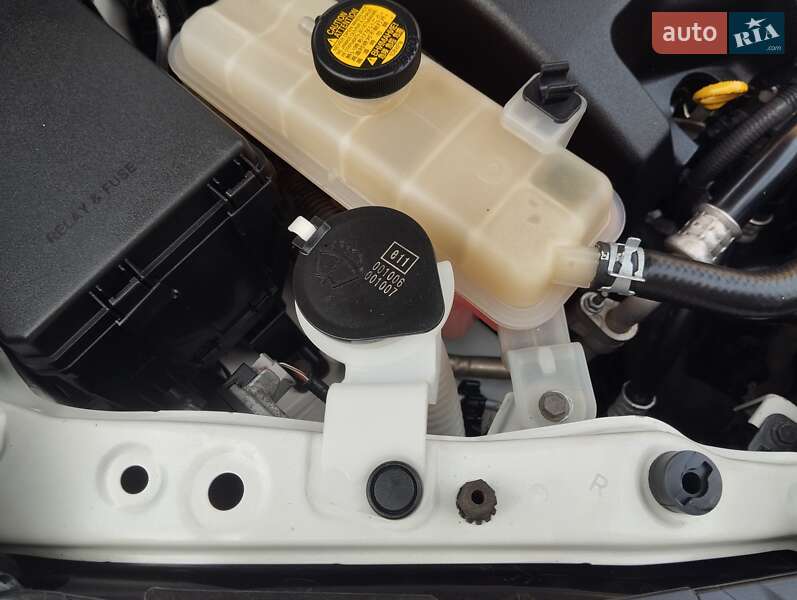 Позашляховик / Кросовер Toyota RAV4 2013 в Одесі