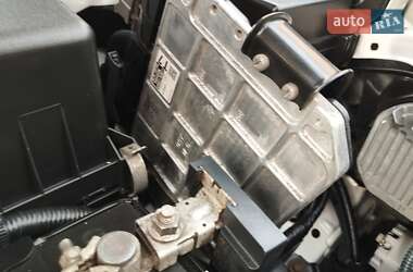 Внедорожник / Кроссовер Toyota RAV4 2013 в 