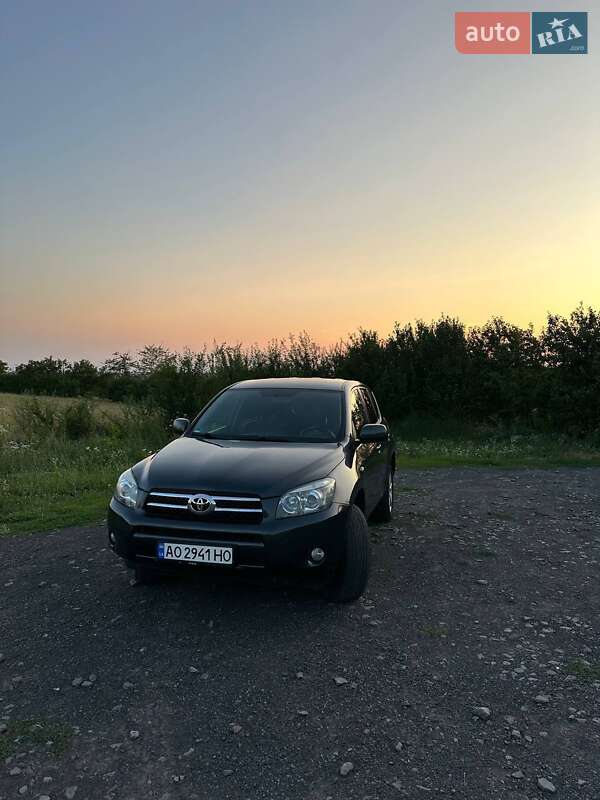 Toyota RAV4 2008