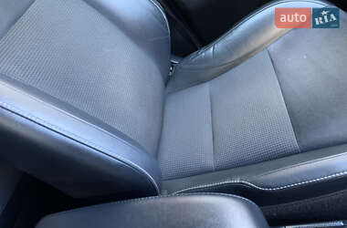 Позашляховик / Кросовер Toyota RAV4 2017 в  фото 26 Позашляховик / Кросовер Toyota RAV4 2017 в