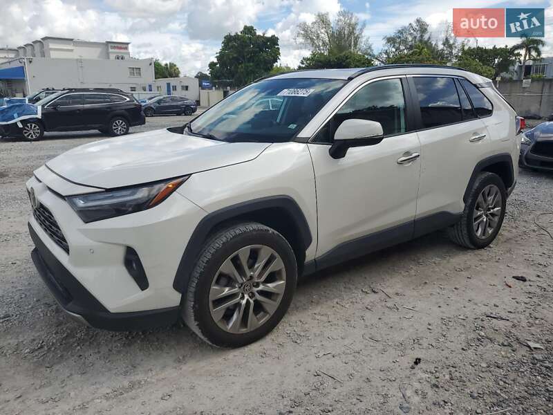 Toyota RAV4 2022