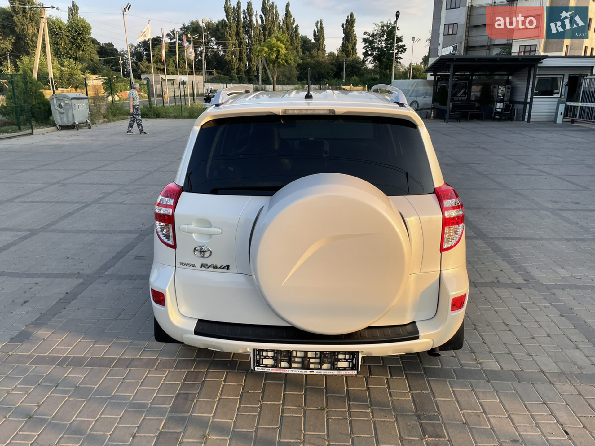2011 Toyota RAV 4 - мініатюра 10