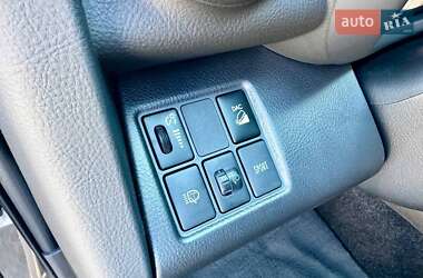 Внедорожник / Кроссовер Toyota RAV4 2011 в 