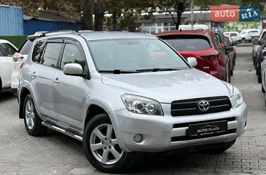 Внедорожник / Кроссовер Toyota RAV4 2007 в 