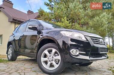 Позашляховик / Кросовер Toyota RAV4 2011 в Рівному