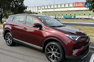 Позашляховик / Кросовер Toyota RAV4 2016 в Києві