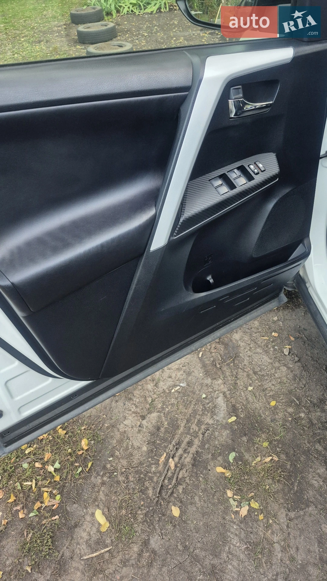 2013 Toyota RAV 4 - мініатюра 16