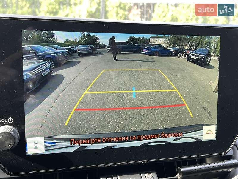 Позашляховик / Кросовер Toyota RAV4 2024 в Києві