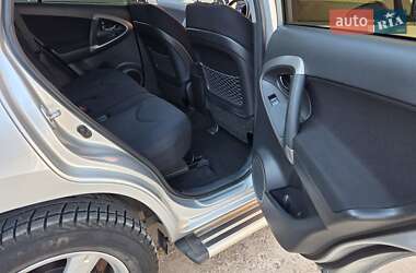 Внедорожник / Кроссовер Toyota RAV4 2007 в 