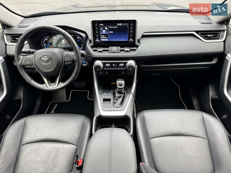 Позашляховик / Кросовер Toyota RAV4 2022 в Києві