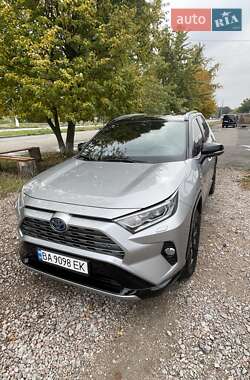 Позашляховик / Кросовер Toyota RAV4 2021 в Кропивницькому