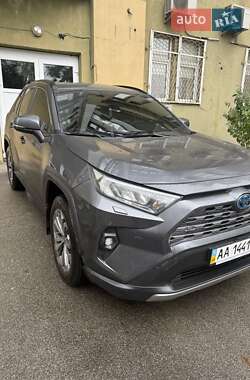 Позашляховик / Кросовер Toyota RAV4 2024 в Києві