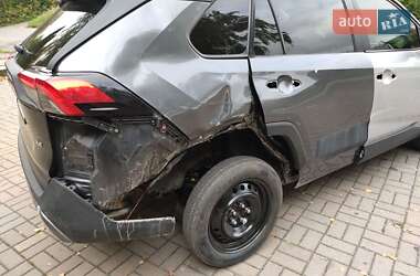 Позашляховик / Кросовер Toyota RAV4 2020 в  фото 5 Позашляховик / Кросовер Toyota RAV4 2020 в