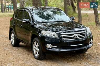 Внедорожник / Кроссовер Toyota RAV4 2012 в Киеве