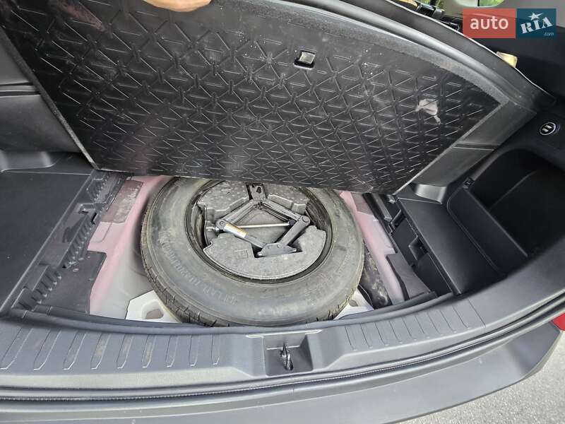 Внедорожник / Кроссовер Toyota RAV4 2024 в Киеве фото 31 Внедорожник / Кроссовер Toyota RAV4 2024 в Киеве