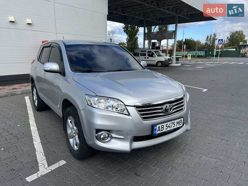 Toyota RAV4 2010