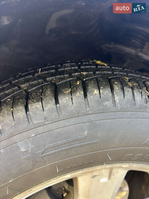 Позашляховик / Кросовер Toyota RAV4 2011 в Умані