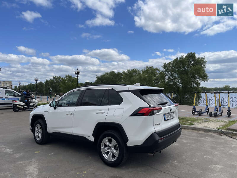 Внедорожник / Кроссовер Toyota RAV4 2020 в Буче фото 6 Внедорожник / Кроссовер Toyota RAV4 2020 в Буче