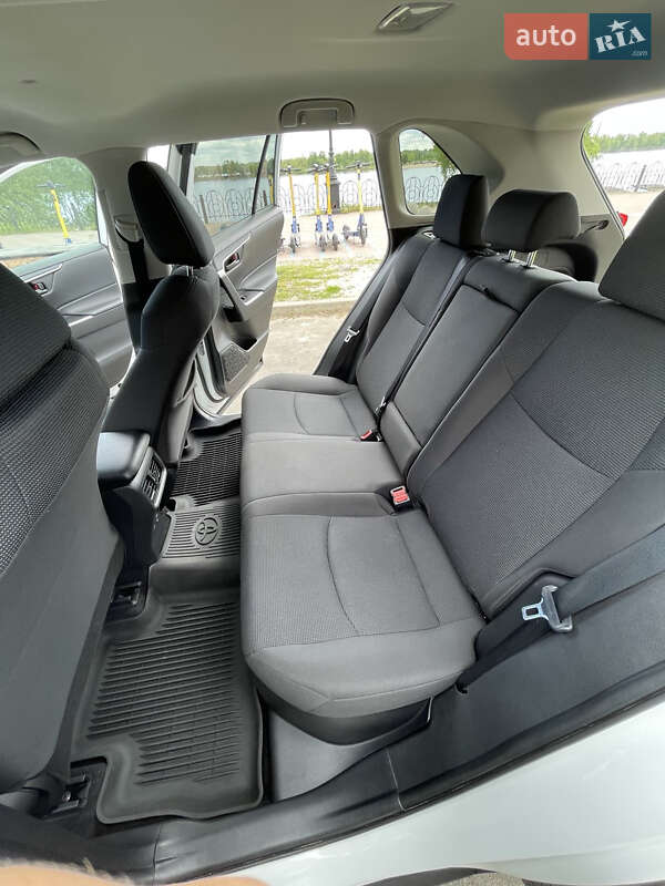 Внедорожник / Кроссовер Toyota RAV4 2020 в Буче фото 11 Внедорожник / Кроссовер Toyota RAV4 2020 в Буче