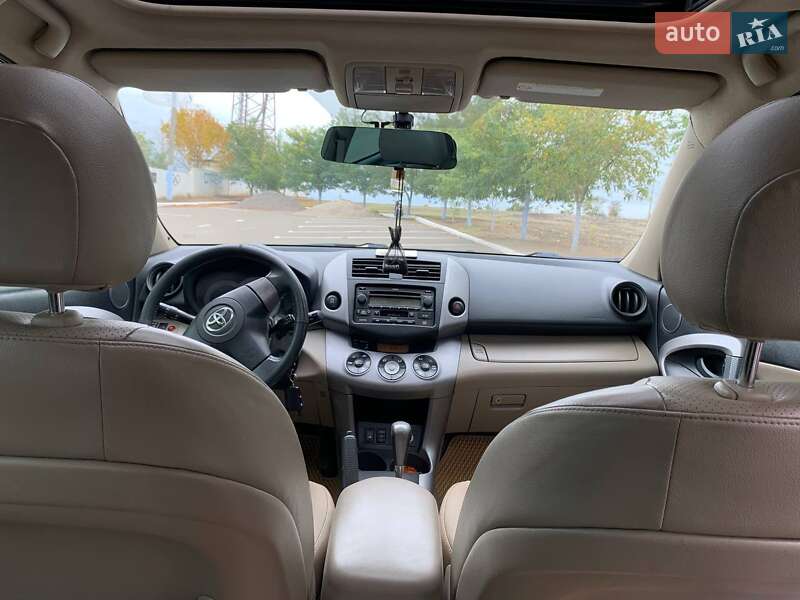 Позашляховик / Кросовер Toyota RAV4 2008 в Ізмаїлі