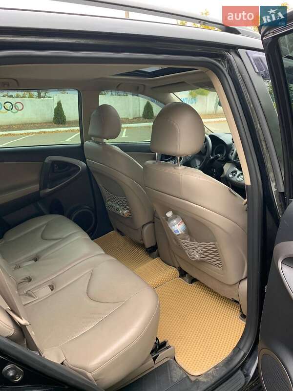 Позашляховик / Кросовер Toyota RAV4 2008 в Ізмаїлі