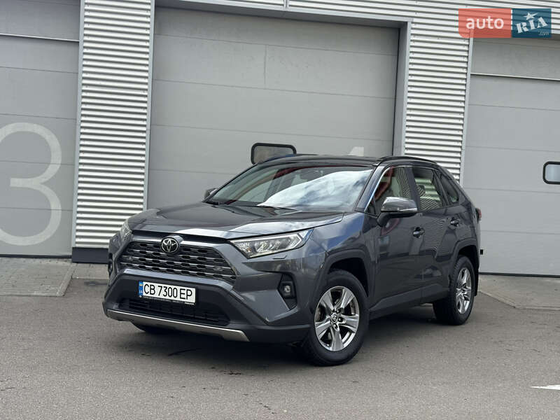 Внедорожник / Кроссовер Toyota RAV4 2022 в Киеве