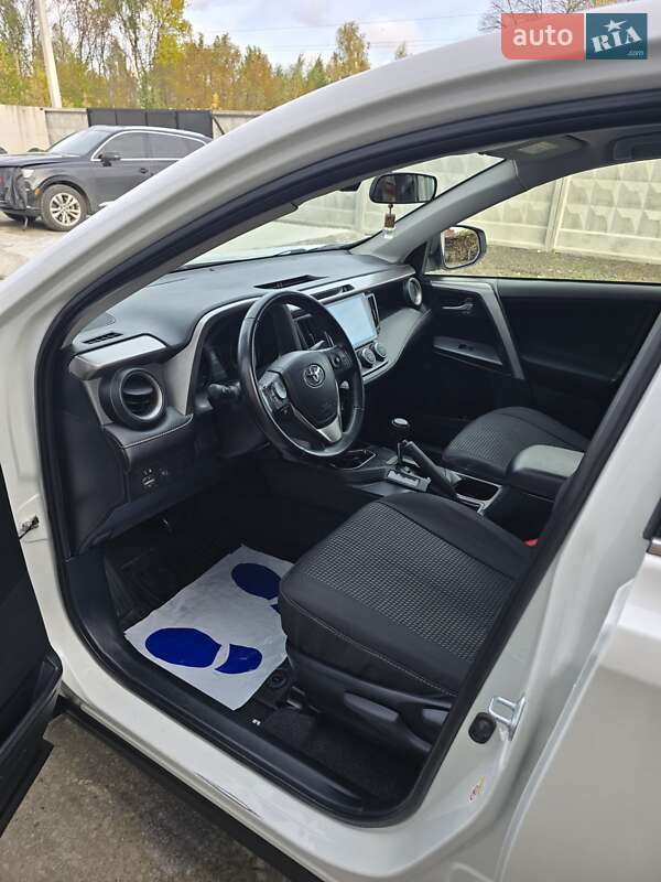 Внедорожник / Кроссовер Toyota RAV4 2017 в Костополе фото 39 Внедорожник / Кроссовер Toyota RAV4 2017 в Костополе