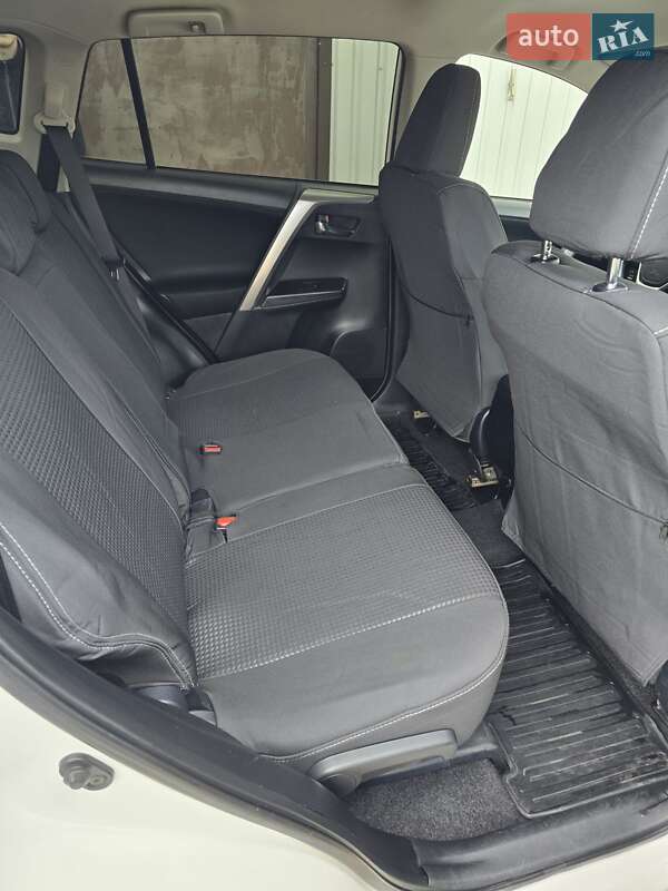 Внедорожник / Кроссовер Toyota RAV4 2017 в Костополе фото 45 Внедорожник / Кроссовер Toyota RAV4 2017 в Костополе