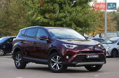 Позашляховик / Кросовер Toyota RAV4 2016 в Києві