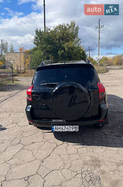 Внедорожник / Кроссовер Toyota RAV4 2006 в 