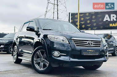 Внедорожник / Кроссовер Toyota RAV4 2010 в 