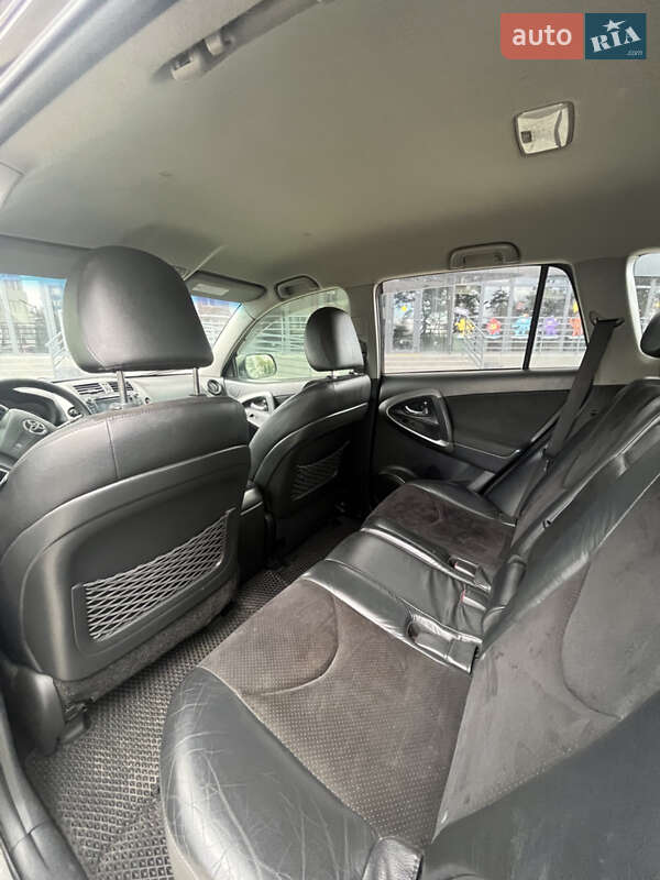 Позашляховик / Кросовер Toyota RAV4 2011 в Новояворівську фото 12 Позашляховик / Кросовер Toyota RAV4 2011 в Новояворівську