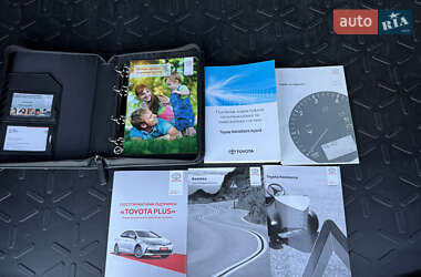 Внедорожник / Кроссовер Toyota RAV4 2018 в 