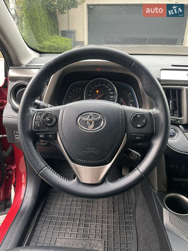 Внедорожник / Кроссовер Toyota RAV4 2013 в Одессе