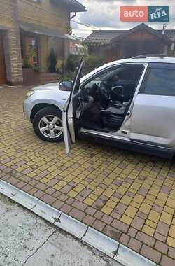 Внедорожник / Кроссовер Toyota RAV4 2007 в 