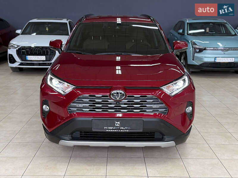 Позашляховик / Кросовер Toyota RAV4 2020 в Одесі фото 2 Позашляховик / Кросовер Toyota RAV4 2020 в Одесі