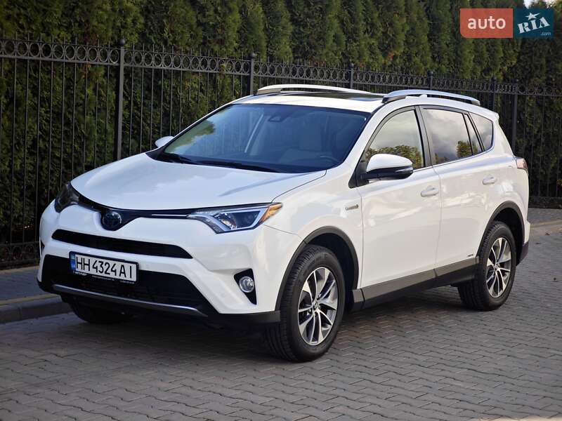 Внедорожник / Кроссовер Toyota RAV4 2016 в Одессе фото 4 Внедорожник / Кроссовер Toyota RAV4 2016 в Одессе