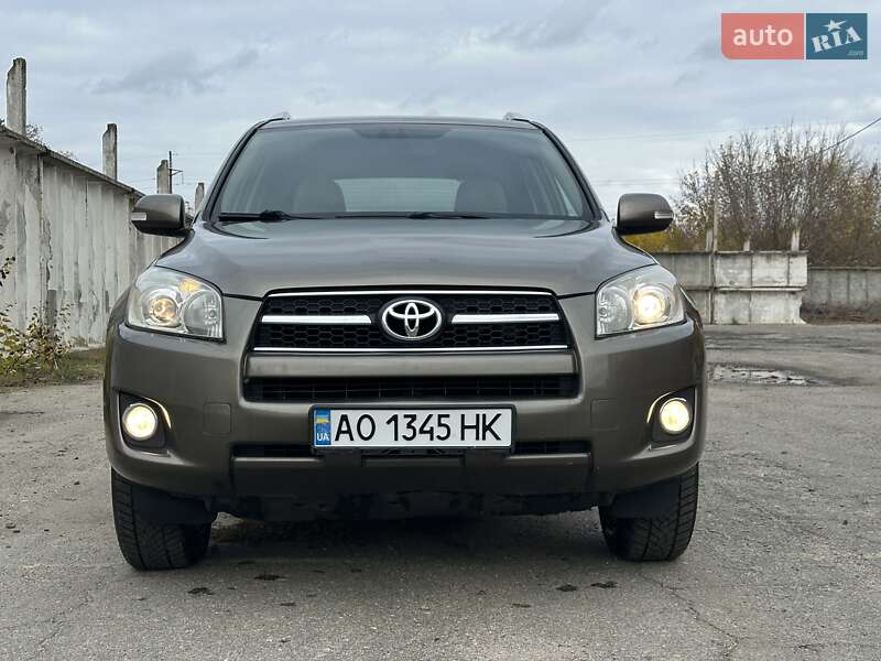 Внедорожник / Кроссовер Toyota RAV4 2009 в Сумах